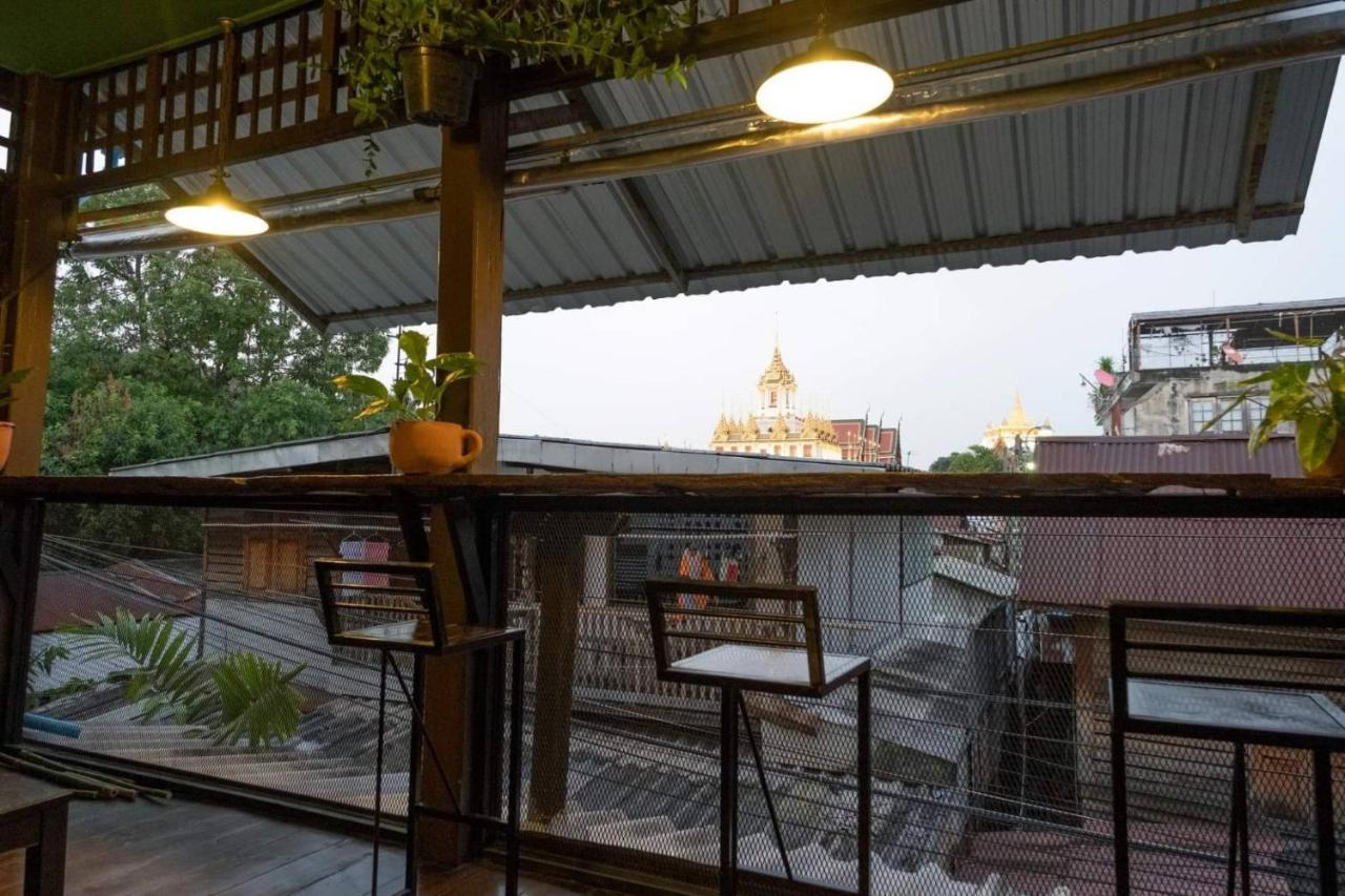 Non House Bangkok บ้านนอนโฮสเทล Bagian luar foto