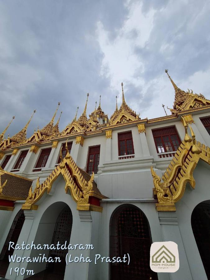 Non House Bangkok บ้านนอนโฮสเทล Bagian luar foto
